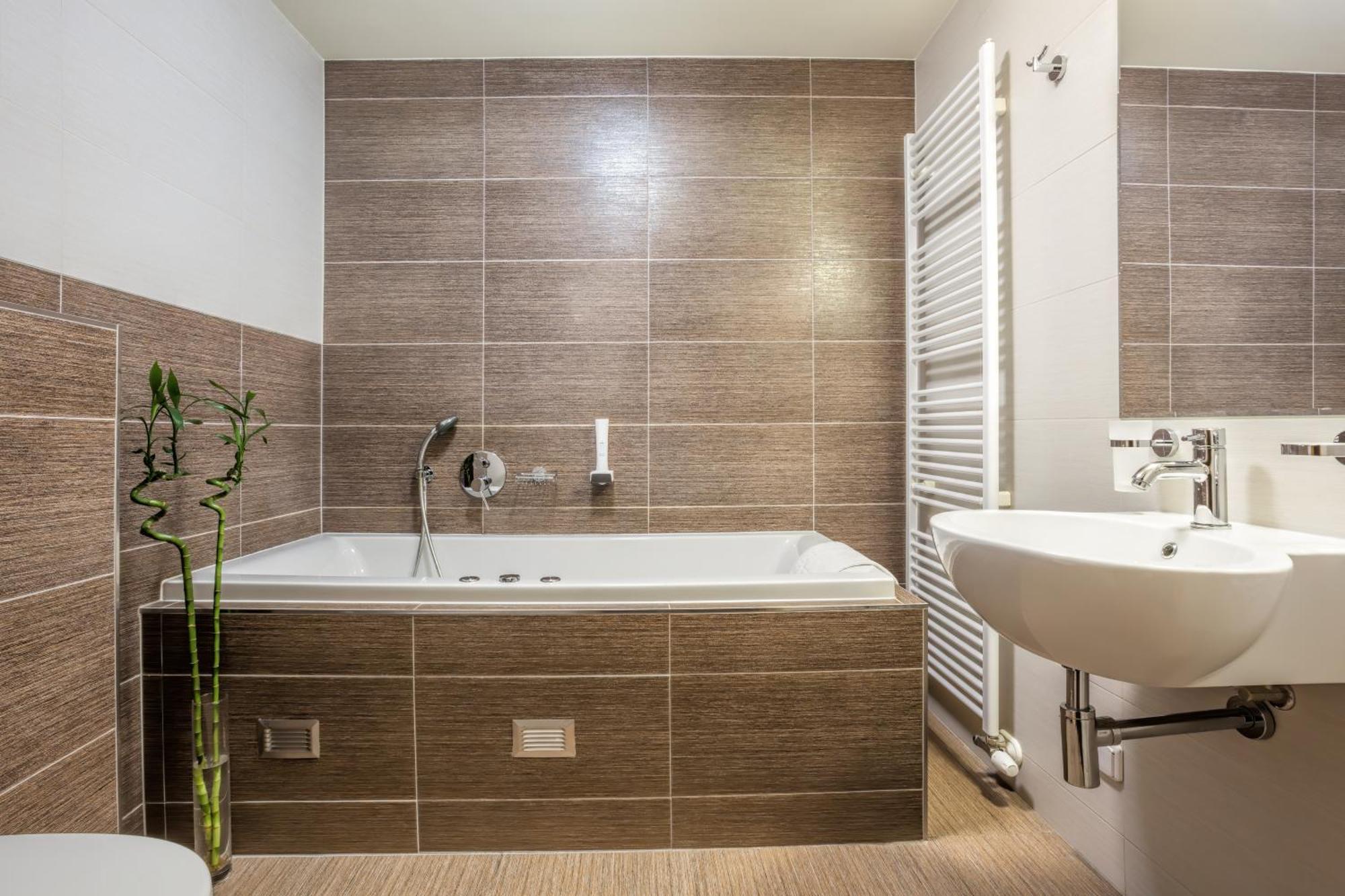 Hotel Lidovy Dum Bzenec Bagian luar foto